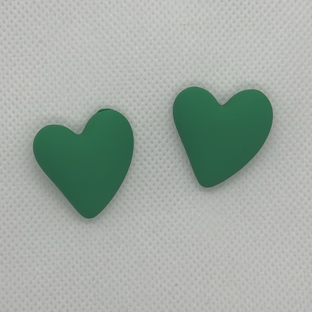 minimalist style, Mojo Green Heart Shaped Stud Earrings.